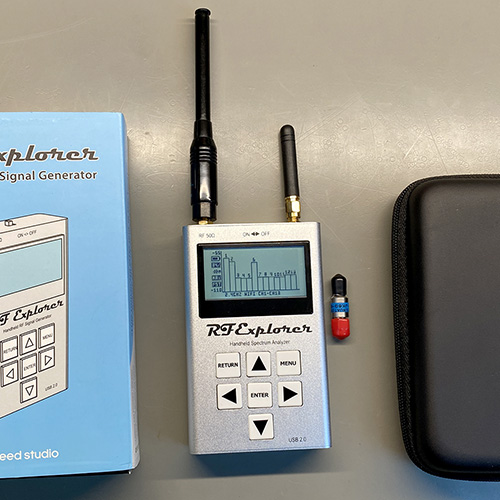 rf explorer with box and acccessories 