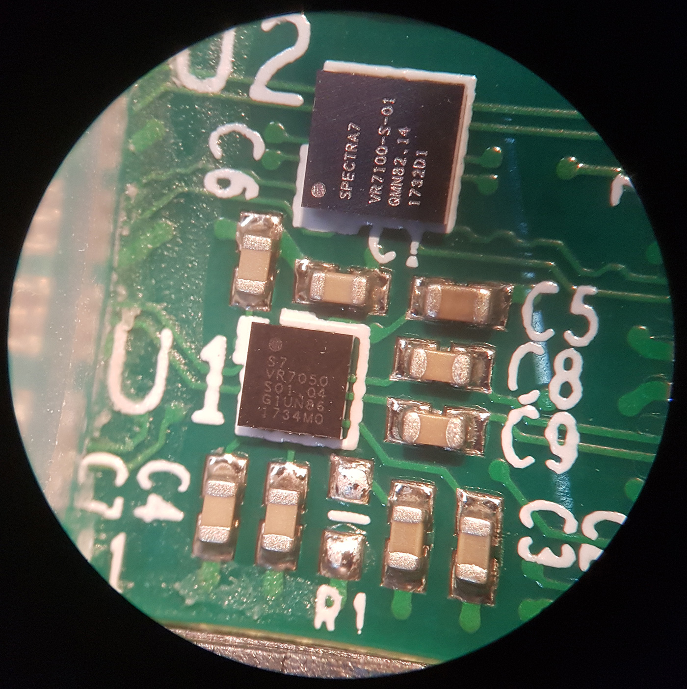 Oculus Rift Cable Teardown Chips