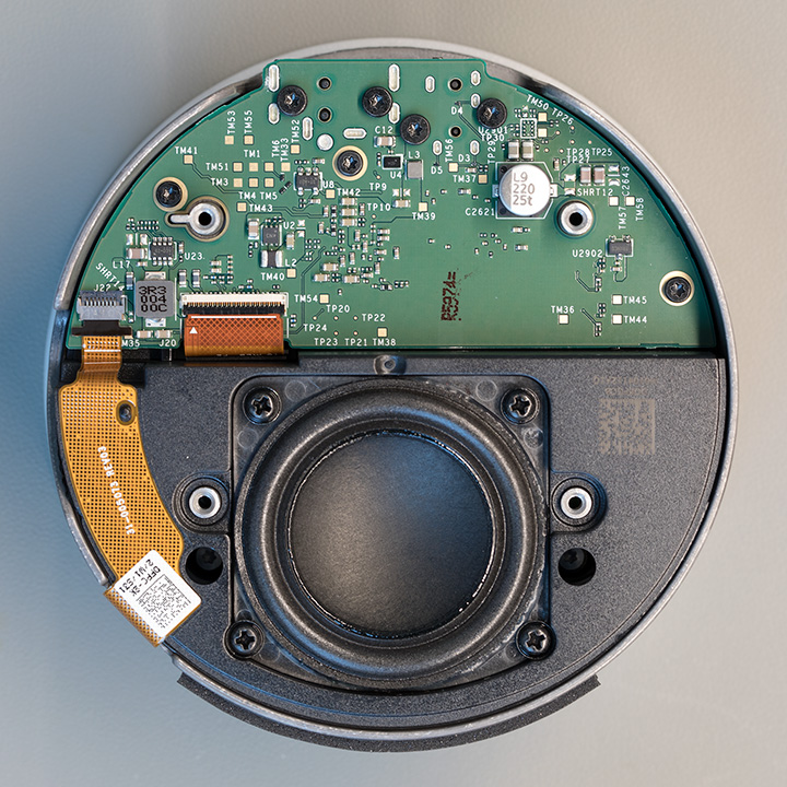 Internal PCB and Speaker