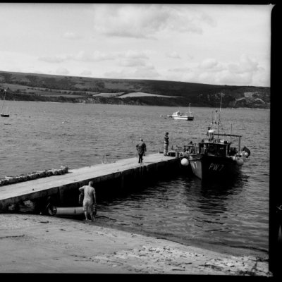 fishermen unloading catch
