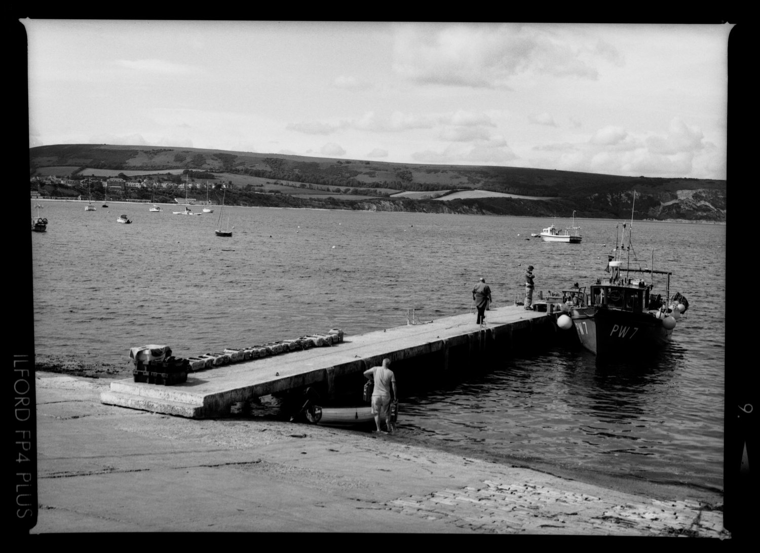 fishermen unloading catch