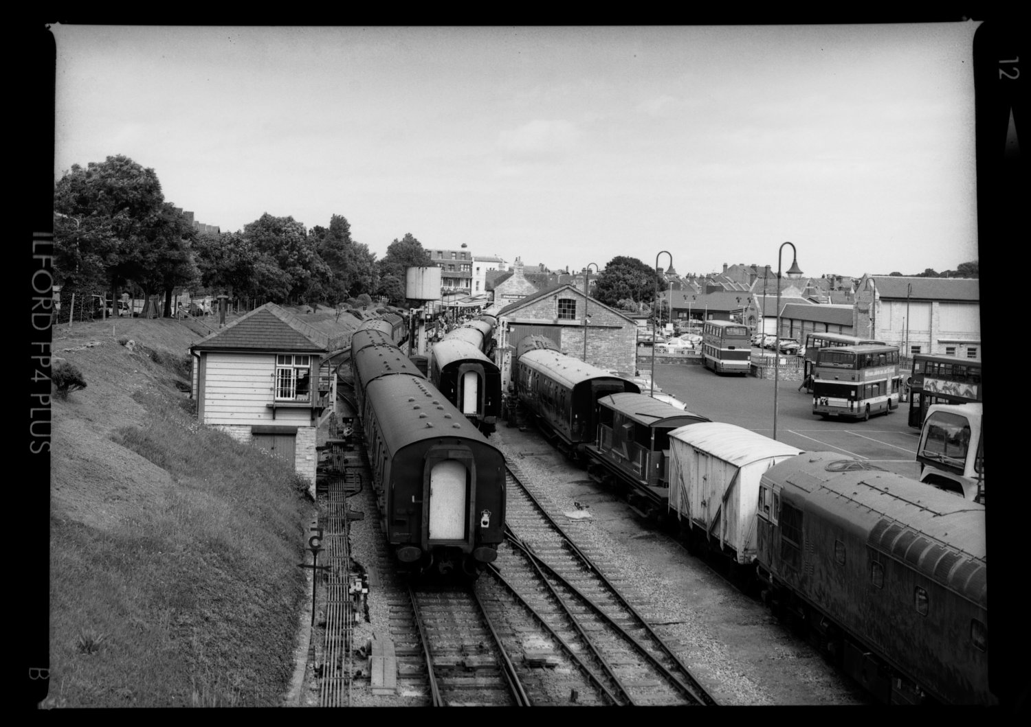 railway platform on swanage railway