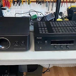 Pioneer SX-N30 Stereo Receiver 12V Remote Output Mod Photo