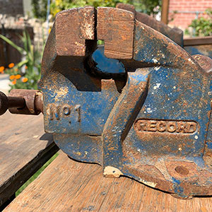 Blog post for Record Vise No 1 and No 2 Restoration