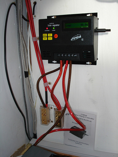 solar charge controller