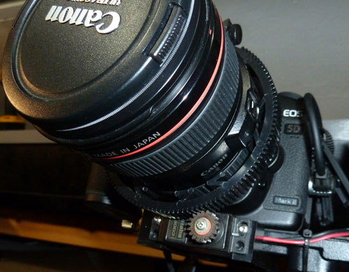 servo-mount-on-camera